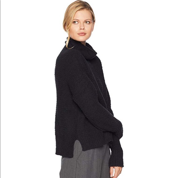 UGG Black Fluffy Cowl Neck Turtleneck Sweater Sz Small - Picture 6 of 8